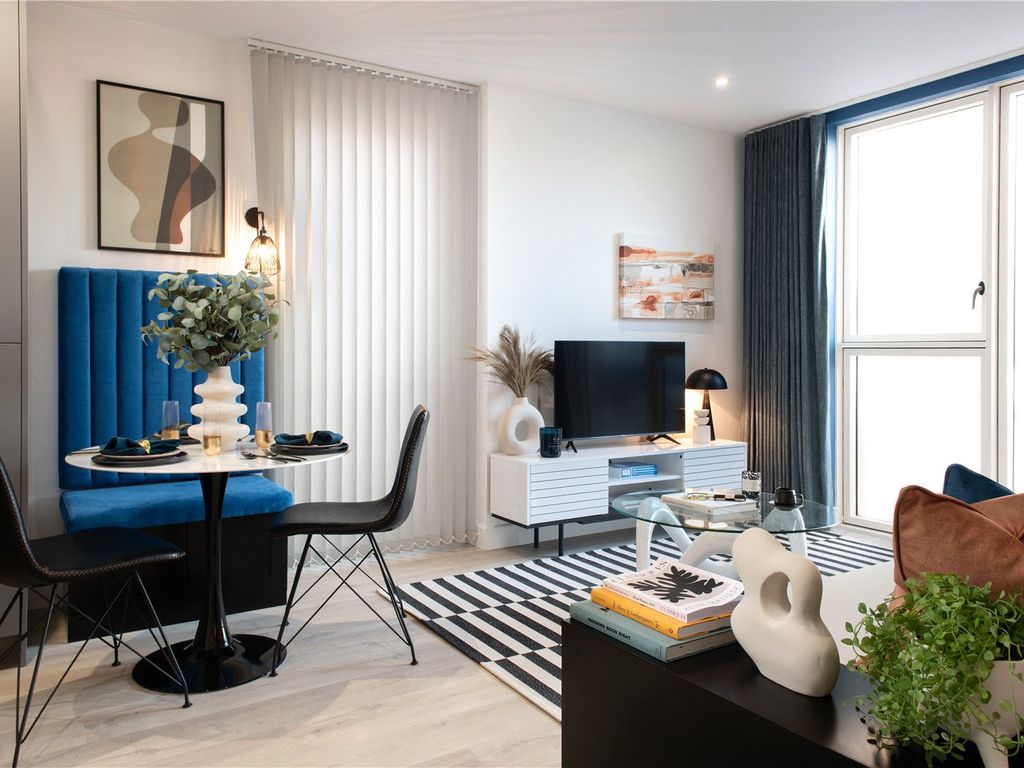 New home, Studio for sale in New Mansion Square, Thessaly Road