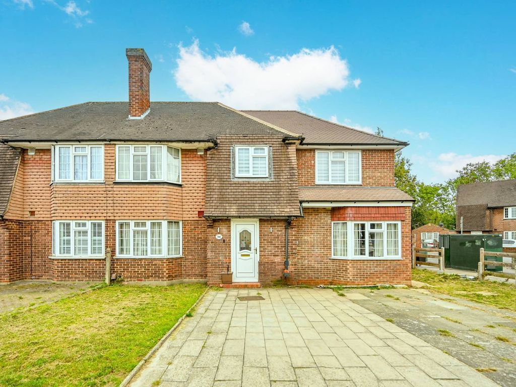 5 bed semidetached house for sale in Claremont Ave, Motspur Park, New
