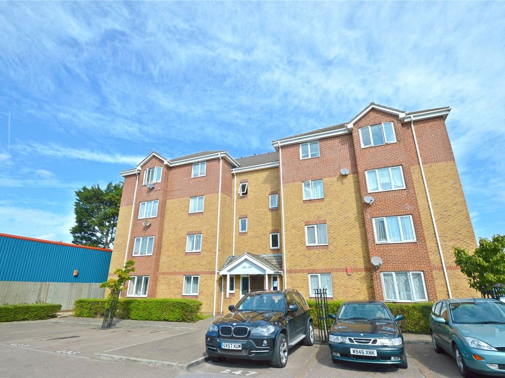 2 bed flat to rent in Franklin Way, Croydon CR0 Zoopla