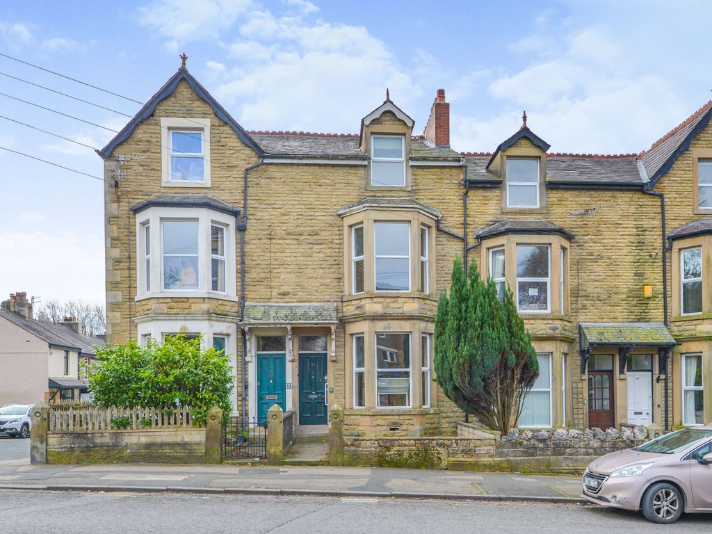 5 bed terraced house for sale in Wyresdale Road, Lancaster, Lancashire