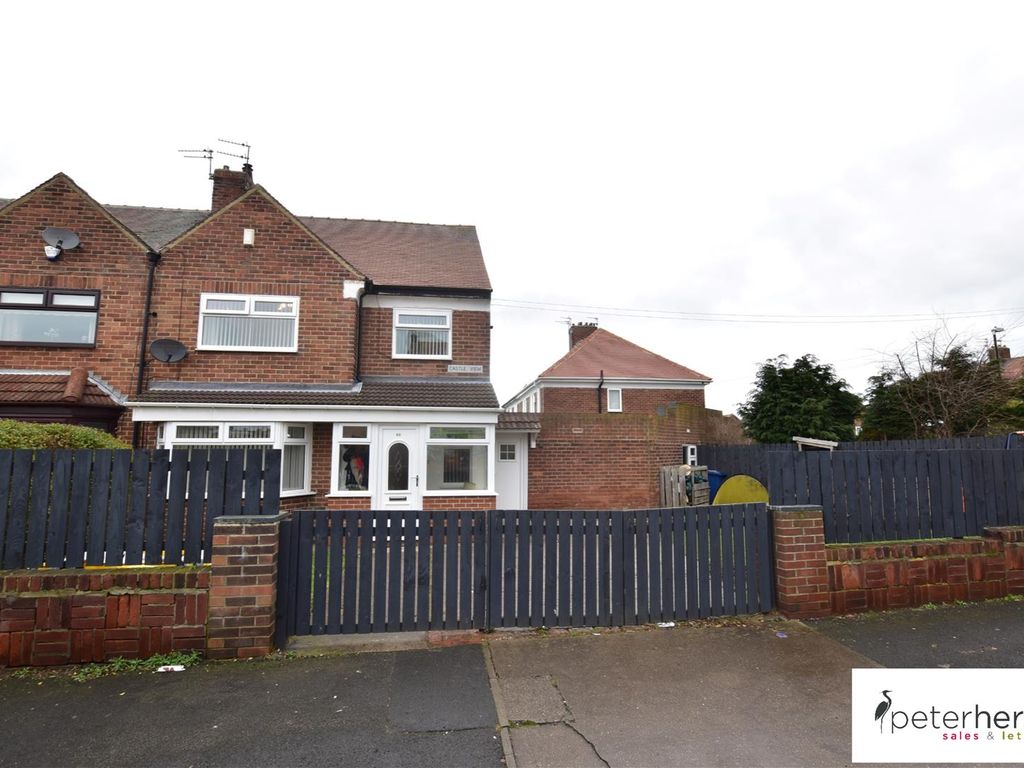 3 bed semidetached house for sale in Castle View, Castletown