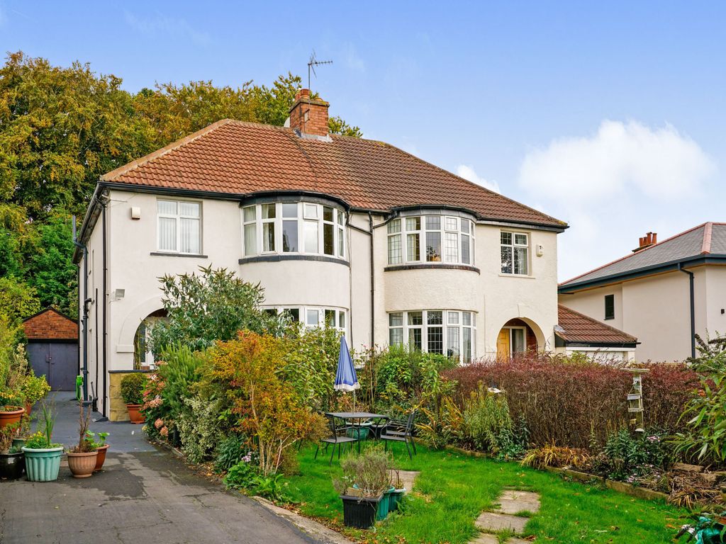 4 bed semidetached house for sale in Wensley Drive, Chapel Allerton