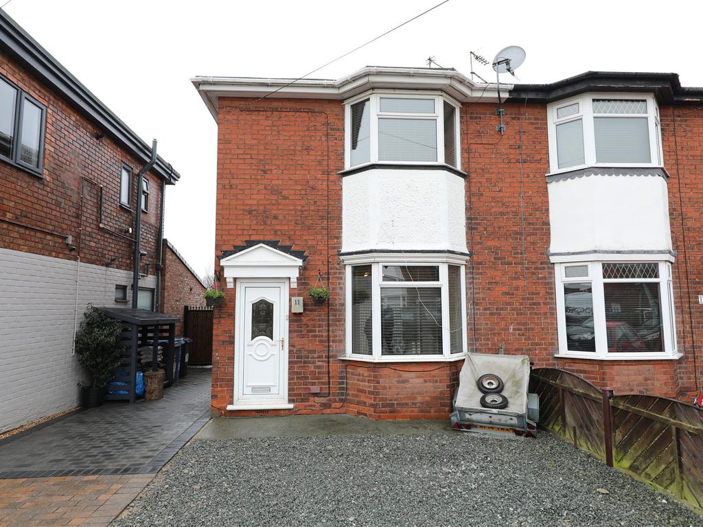 3 bed semidetached house for sale in Downs Crescent, Hull HU5 Zoopla