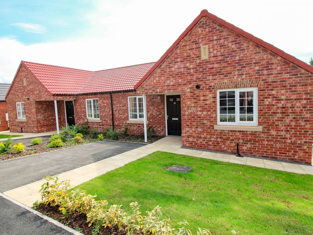 New home, 2 bed semidetached bungalow for sale in Rosebud Close