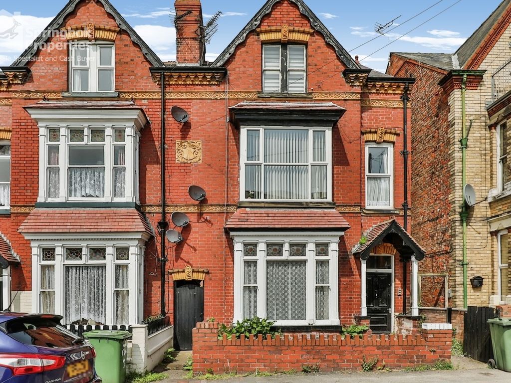 2 bed flat for sale in 47 Tennyson Avenue, Bridlington, North