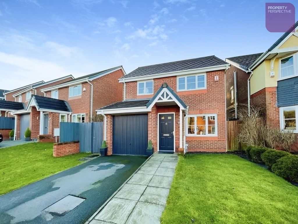 3 bed detached house for sale in Valley View, Bury BL8 Zoopla
