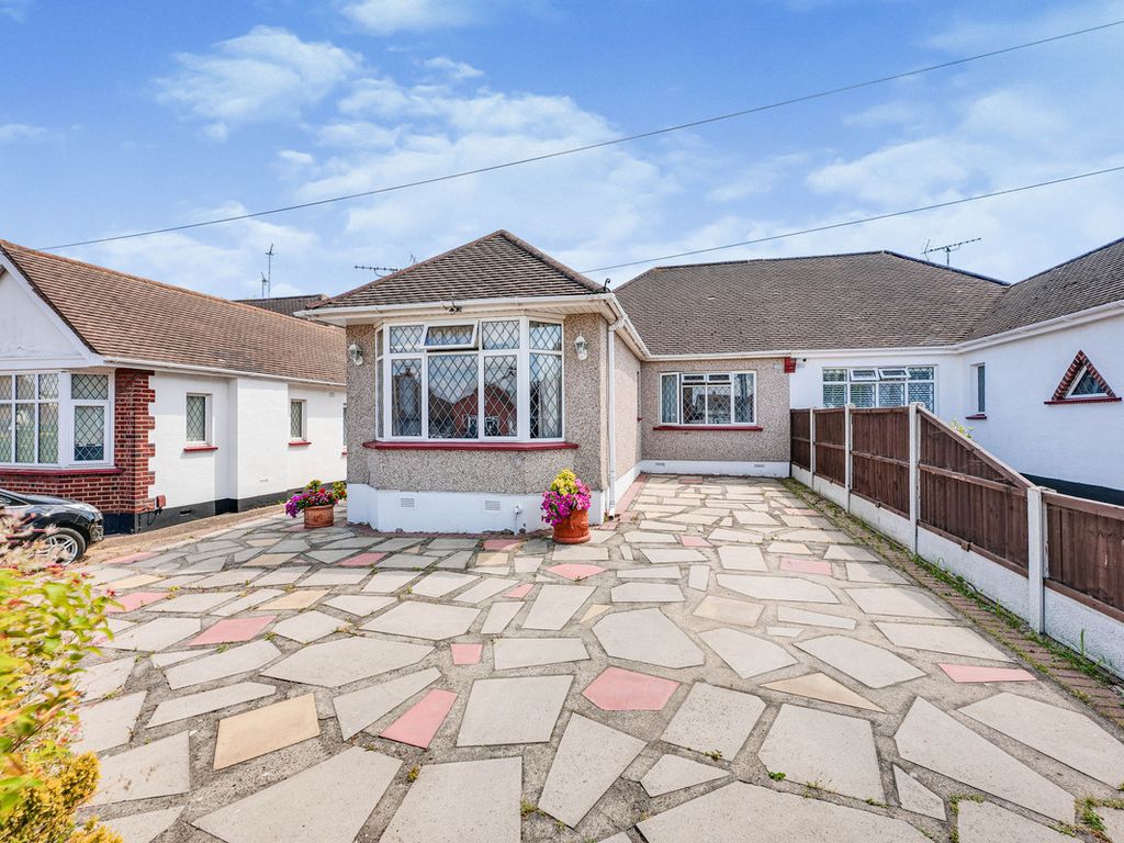 4 bed semidetached bungalow for sale in Dulverton Avenue, WestcliffOn