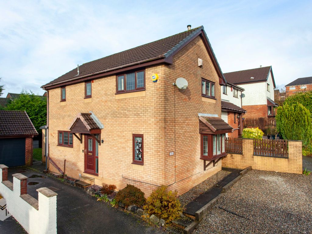 3 bed detached house for sale in Lower Makinson Fold, Horwich, Bolton, Greater Manchester BL6, £