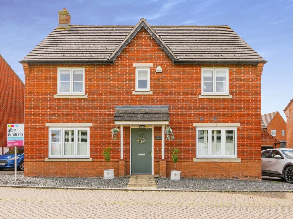 4 bed detached house for sale in Ash Way, Didcot OX11 Zoopla