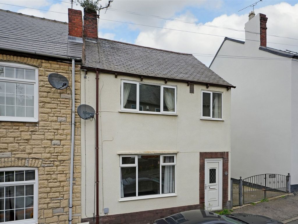 3 bed end terrace house for sale in Hartington Road, Chesterfield S41
