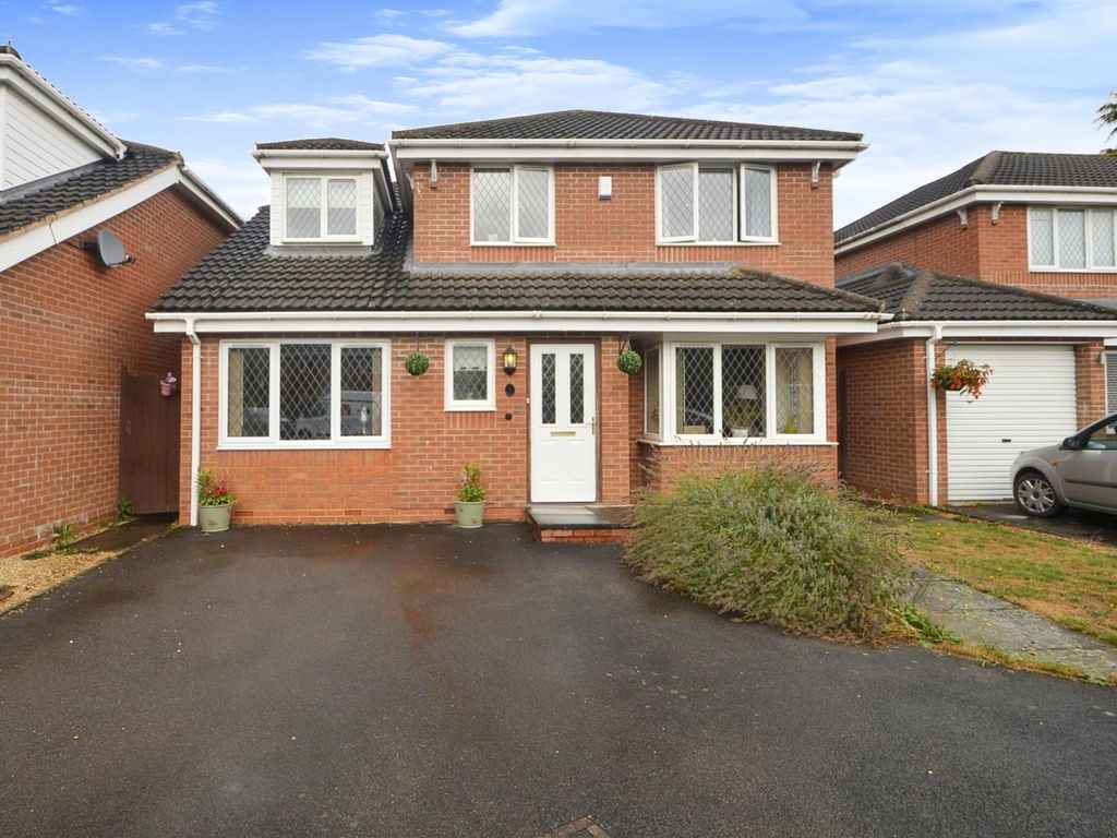 4 bed detached house for sale in Park Farm Close, Bilton, Rugby CV22