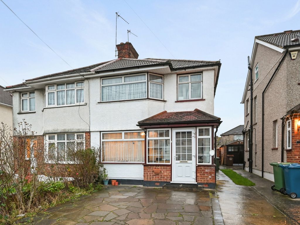 4 bed semidetached house for sale in Welbeck Road, South Harrow