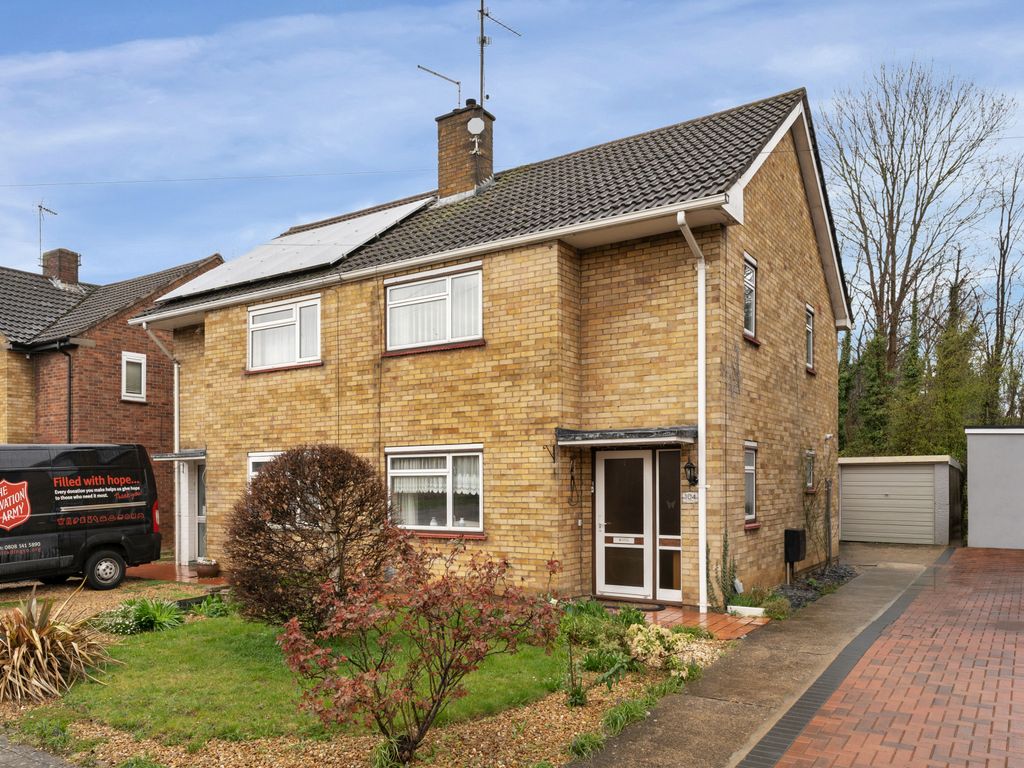 3 bed semidetached house for sale in Chaucer Road, Peterborough PE1