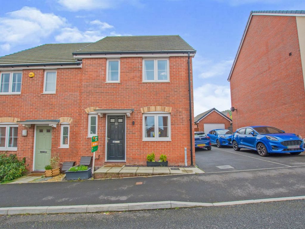 Picca Close, Cardiff CF5  