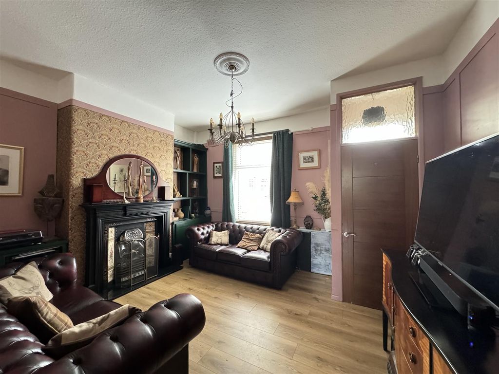 2 bed terraced house for sale in Park Road, Dukinfield SK16, £175,000