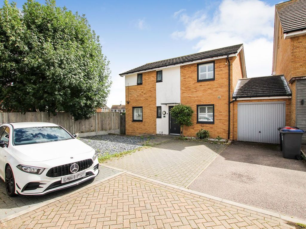 3 bed detached house for sale in Olympia Way, Whitstable CT5, £400,000