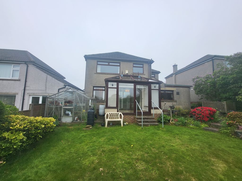 4 bed property to rent in Canford Drive, Allerton, Bradford BD15 Zoopla