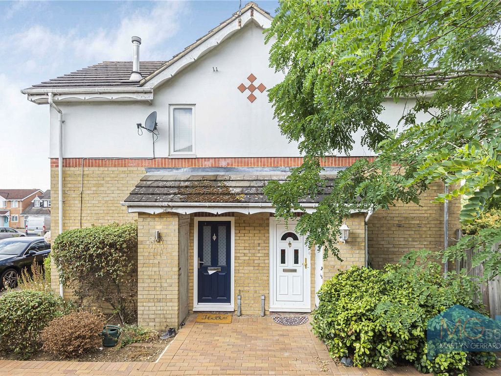 1 bed semidetached house for sale in Longfield Avenue, Mill Hill