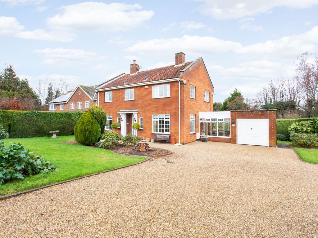 4 bed detached house for sale in Thanington Road, Canterbury CT1, £
