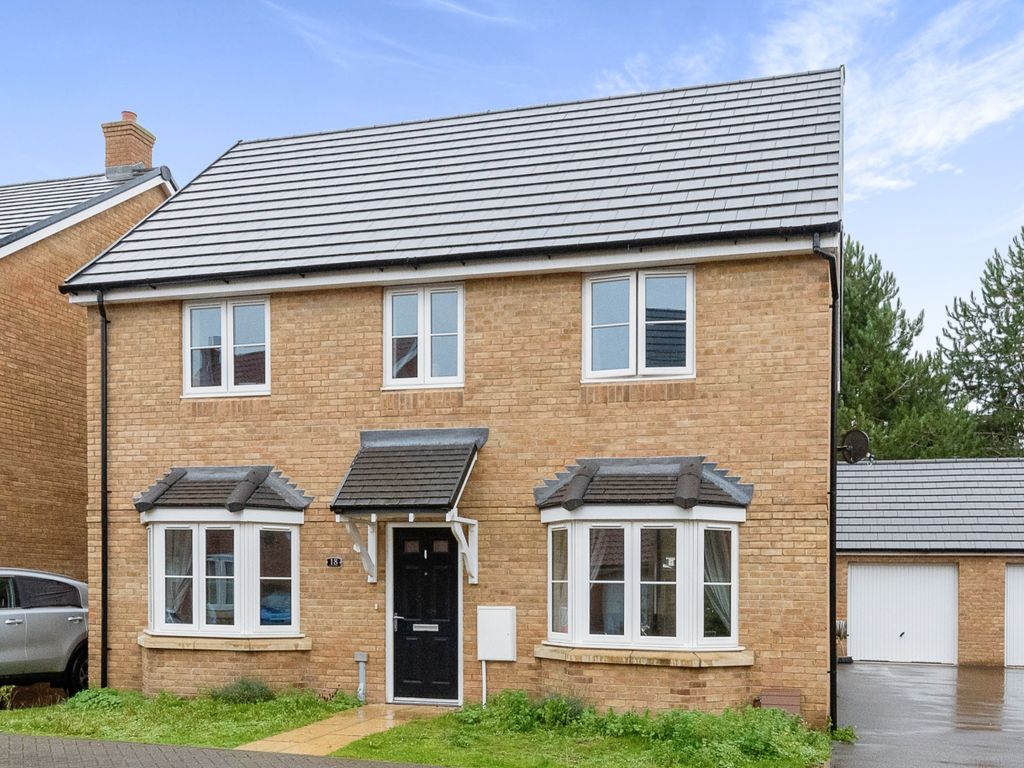 4 bed detached house for sale in Sceptre Drive, Bury St. Edmunds IP28