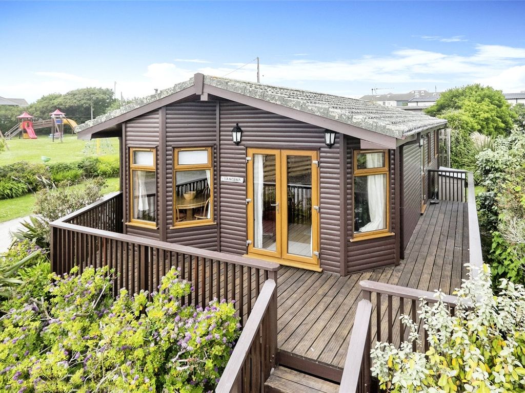 2 bed bungalow for sale in Sennen, Penzance, Cornwall TR19, £36,000 Zoopla