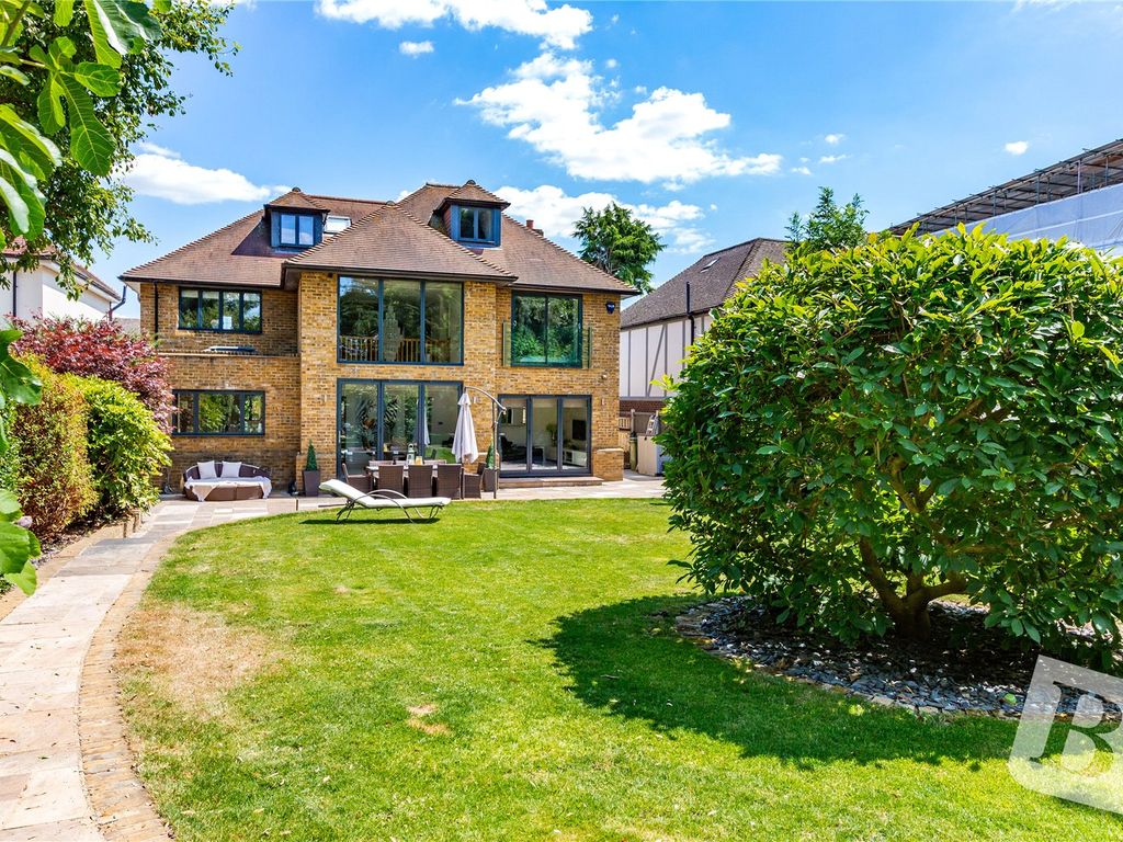 5 bed detached house for sale in Holden Way, Upminster RM14 Zoopla