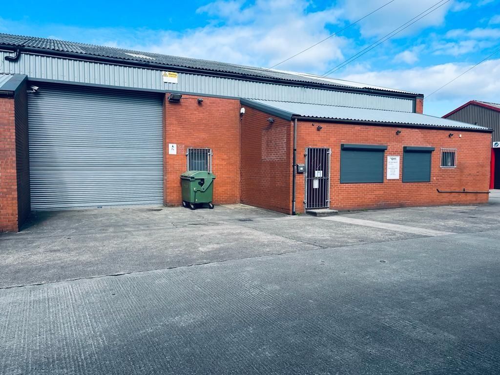 Light industrial to let in Unit 5 Old Boundary Way, Ormskirk