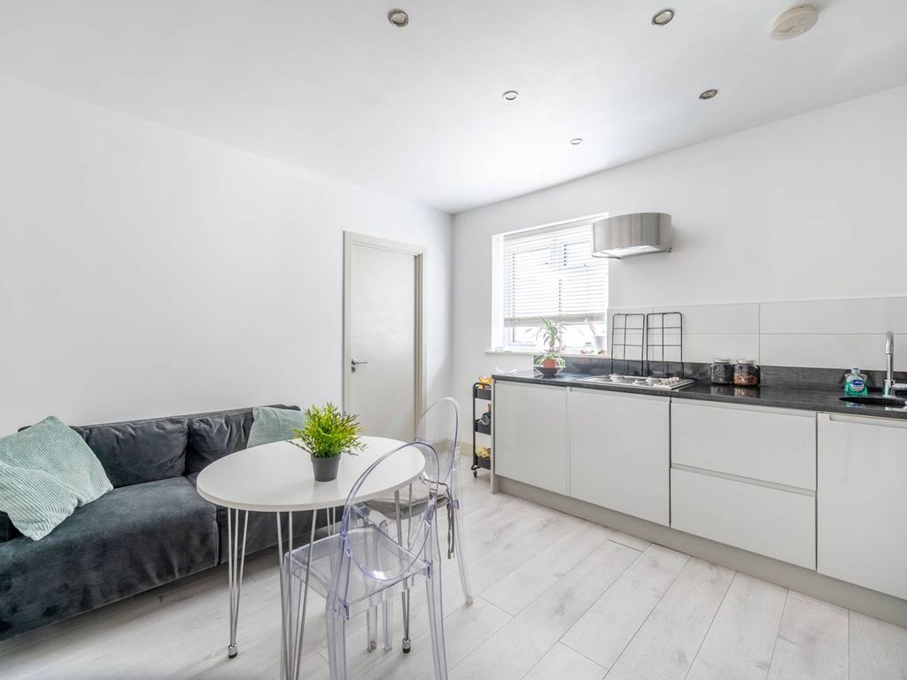 Hawthorn Road, Willesden, London NW10