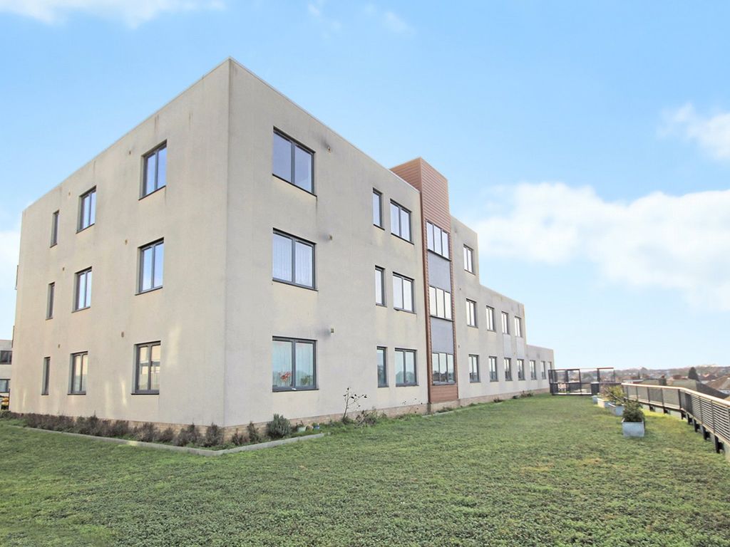 1 bed flat for sale in Welling High Street, Welling, Kent DA16, £