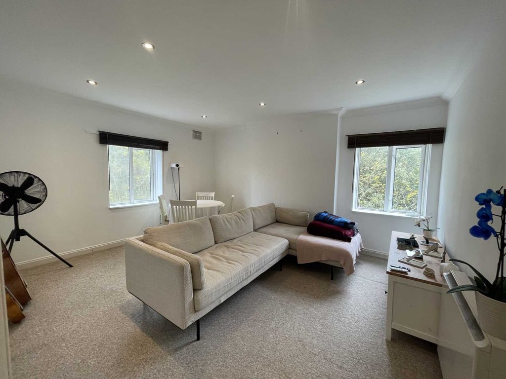 1 bed flat to rent in Cranbourne Road, Bournemouth BH2 Zoopla