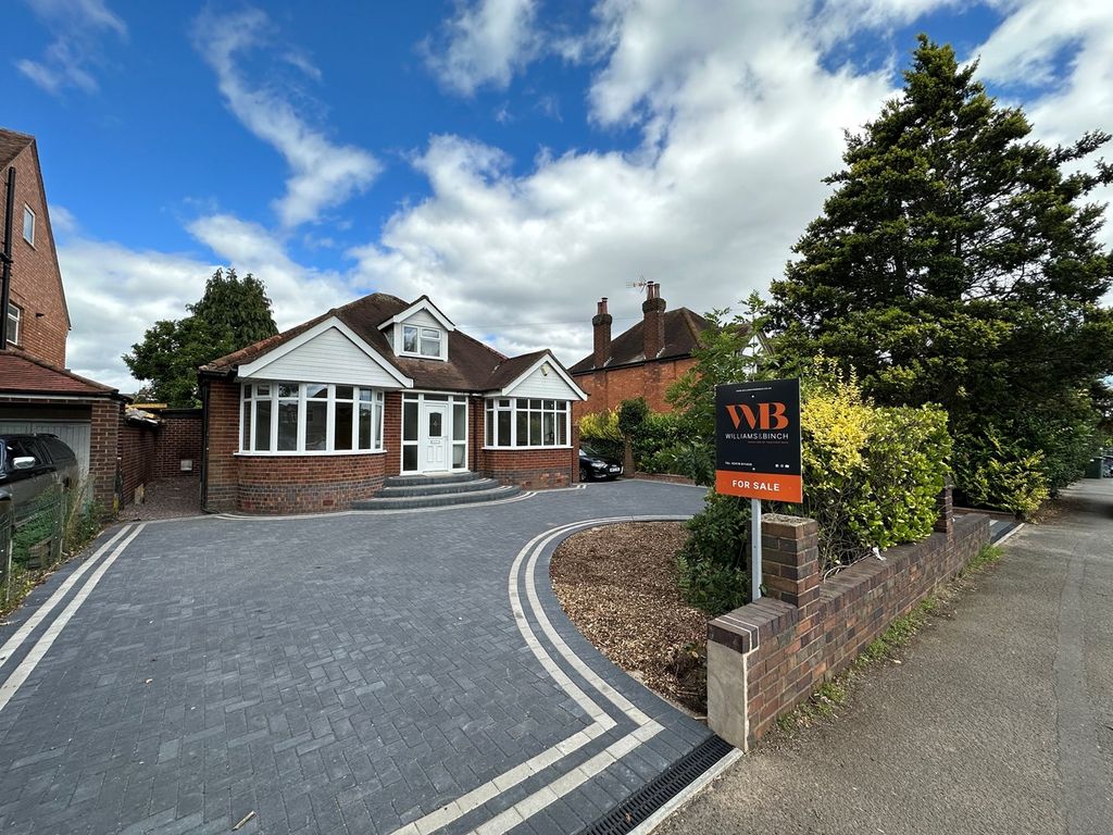 4 bed bungalow for sale in Broad Lane, Coventry CV5, £499,950 Zoopla