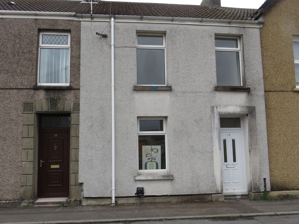 3 bed terraced house for sale in Lloyd Street, Llanelli SA15, £139,995 Zoopla