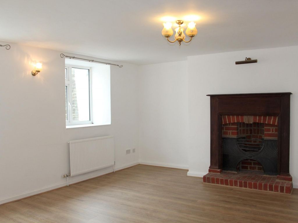 2 bed flat to rent in Royal Terrace, SouthendOnSea, Essex SS1 Zoopla