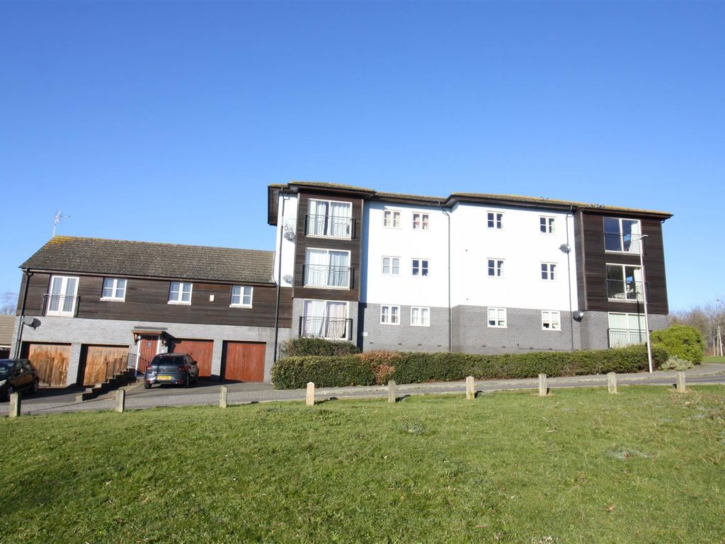 2 bed flat for sale in Newington Gate, Ashland, Milton Keynes MK6, £