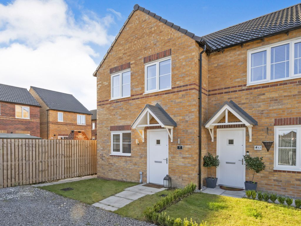 3 bed semidetached house for sale in Oxford Street, Thorne, Doncaster DN8 Zoopla