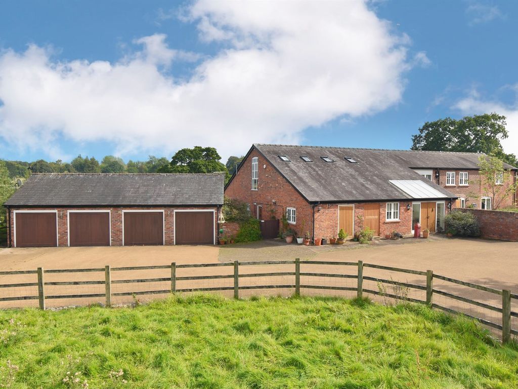 4 bed semidetached house for sale in Wilmslow Old Road, Mottram St