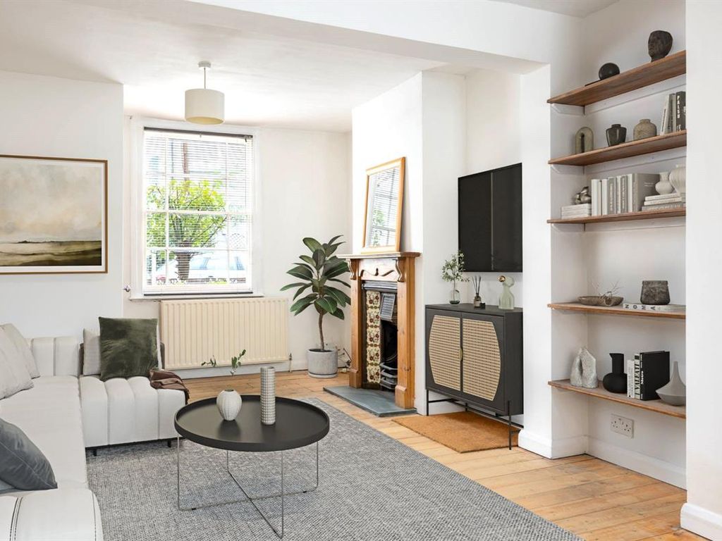 2 bed terraced house for sale in Albion Road, Twickenham TW2 Zoopla