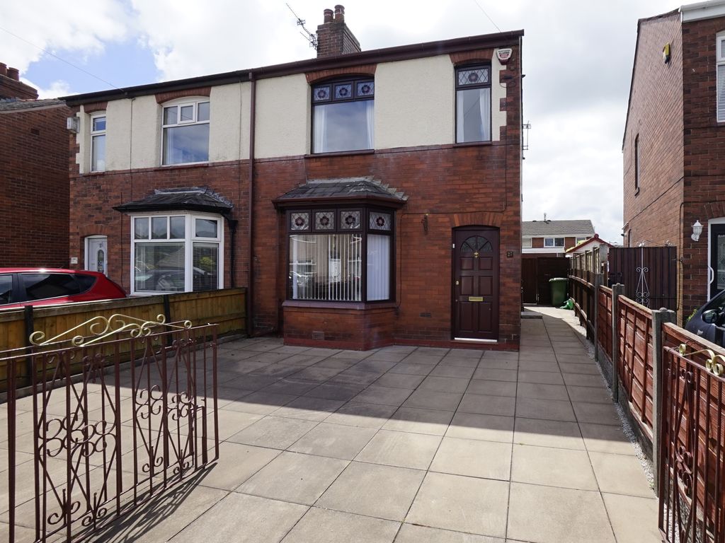 3 bed semidetached house to rent in Spindle Hillock, Ashton In