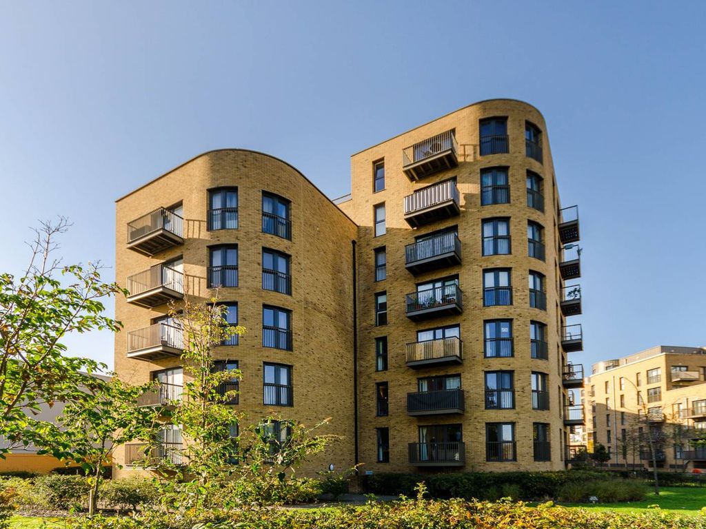 Connersville Way, Croydon CR0  