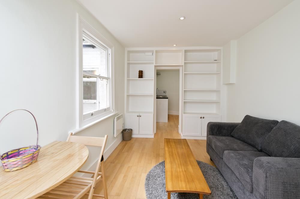 1 bed flat to rent in Portobello Road, London W10, £1,733 pcm Zoopla