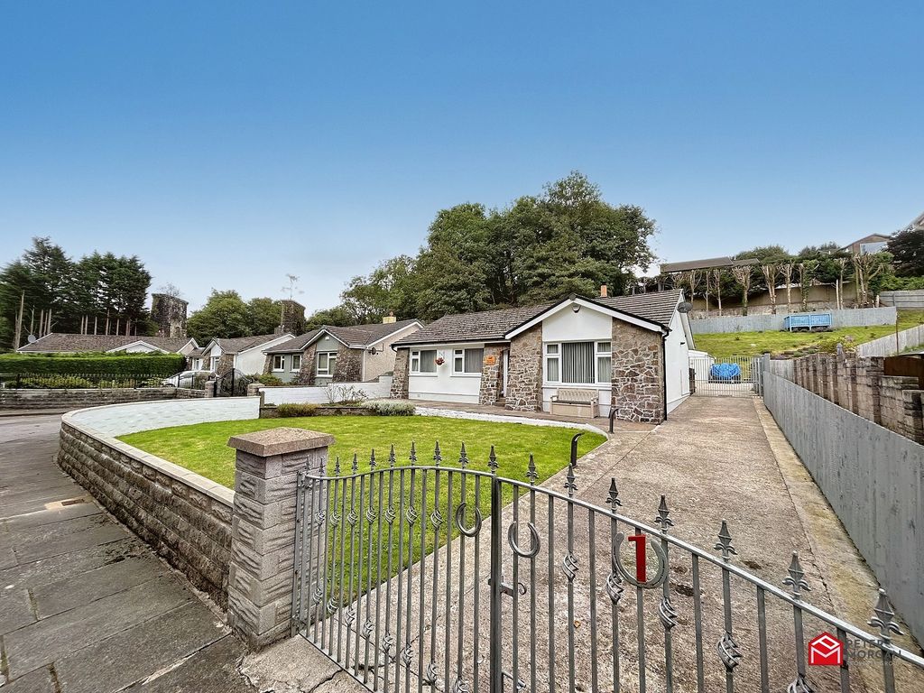 3 bed detached bungalow for sale in 1 Meadow View, Blackmill, Bridgend