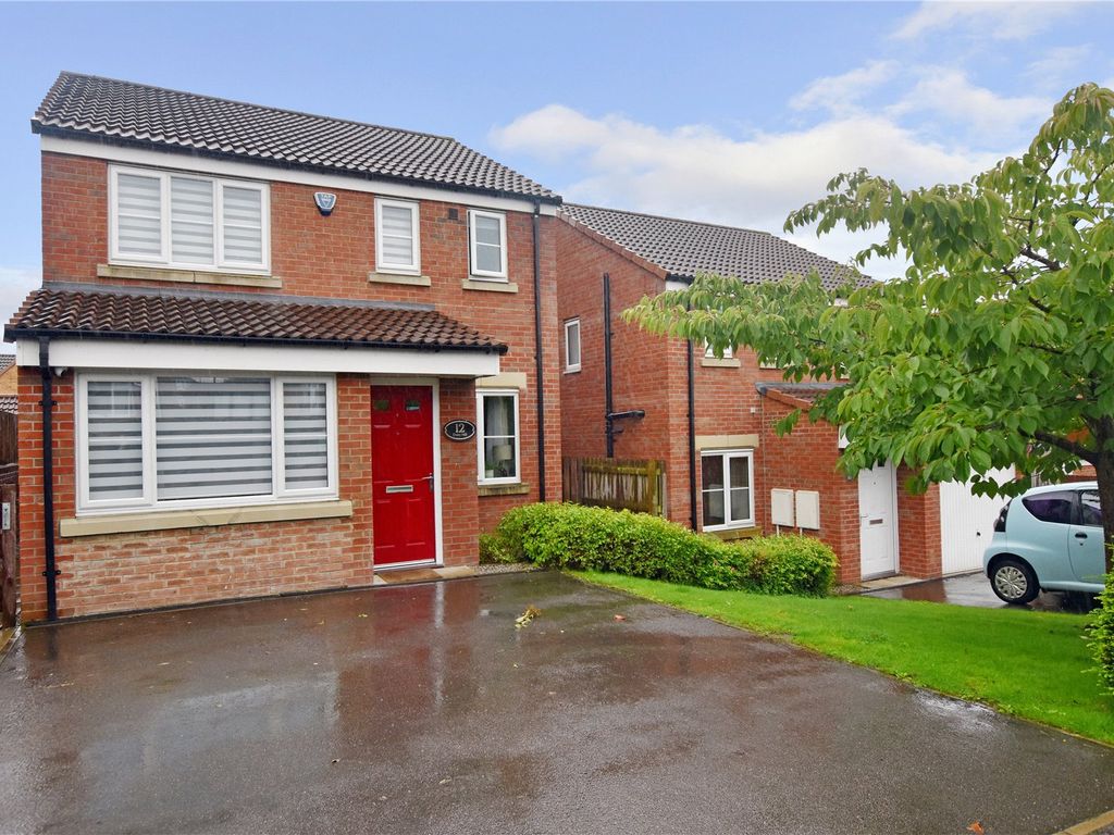 3 bed detached house for sale in Daisy Hill, Morley, Leeds, West