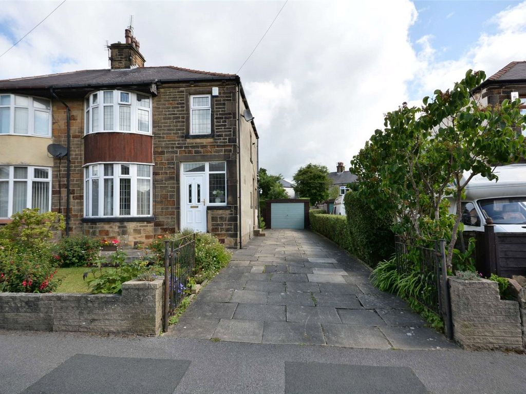 3 bed semidetached house for sale in Sunnybank Avenue, Thornbury