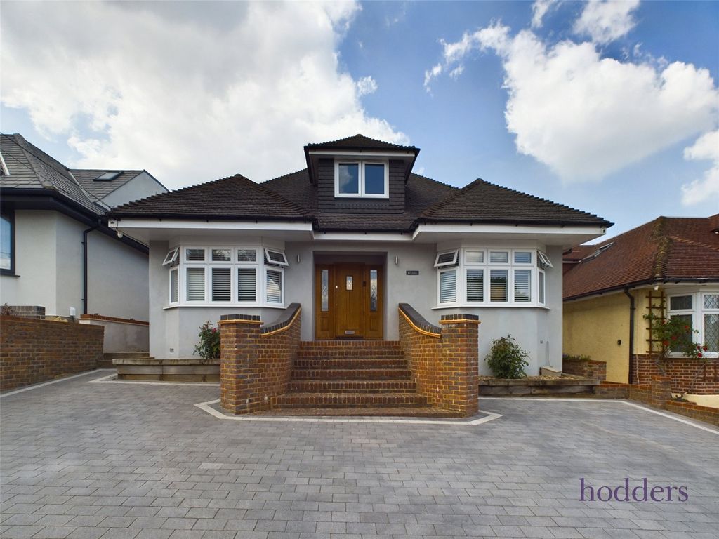 5 bed detached house for sale in Ferndale Avenue, Chertsey, Surrey KT16