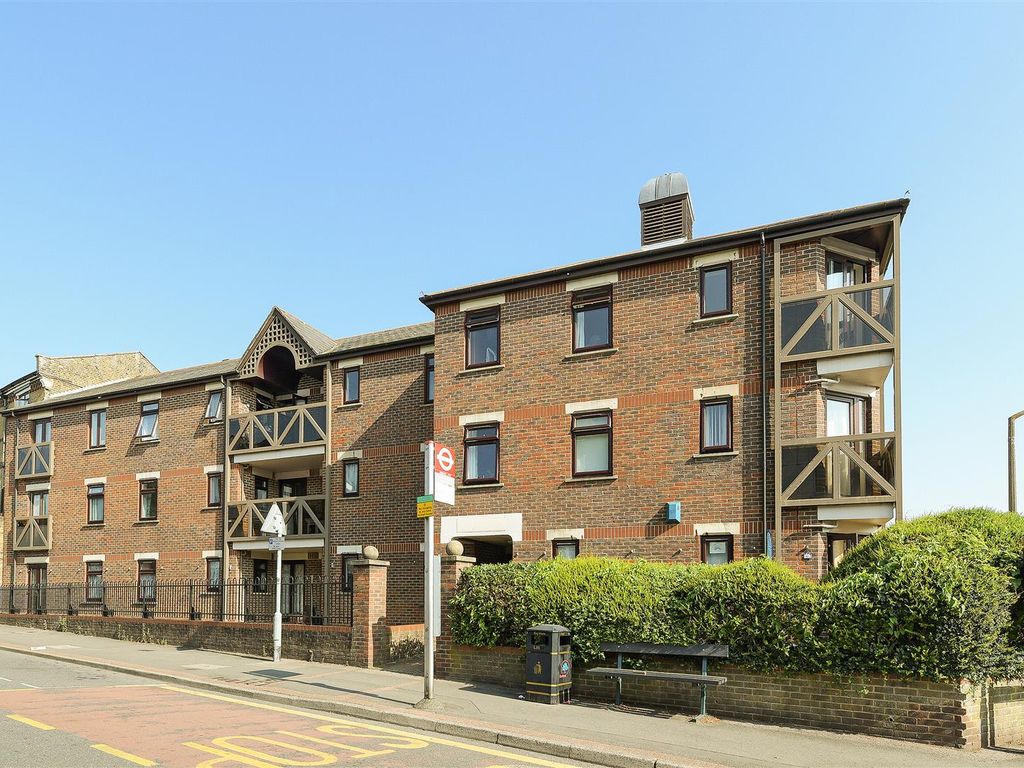 1 bed flat for sale in Deacon House, Station Road, Sutton SM2 Zoopla