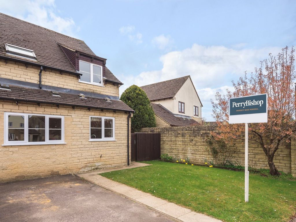 3 bed semidetached house for sale in Chasewood Corner, Chalford