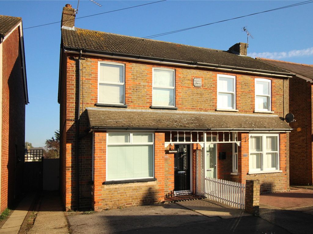 3 bed semidetached house for sale in Egham, Surrey, Egham TW20 Zoopla
