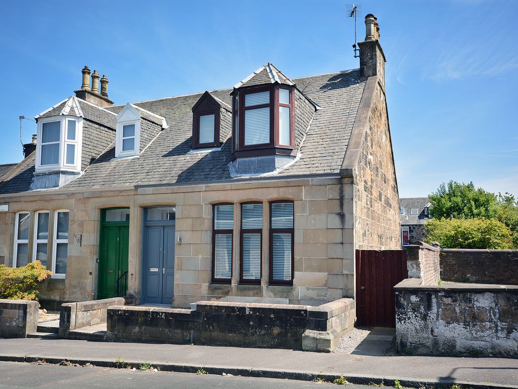 3 bed semidetached house for sale in Alma Street, Falkirk FK2, £