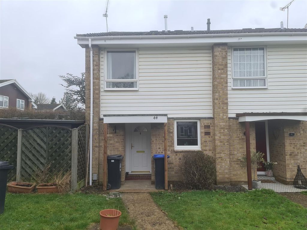 3 bed end terrace house to rent in Silversmiths Way, Woking GU21 Zoopla