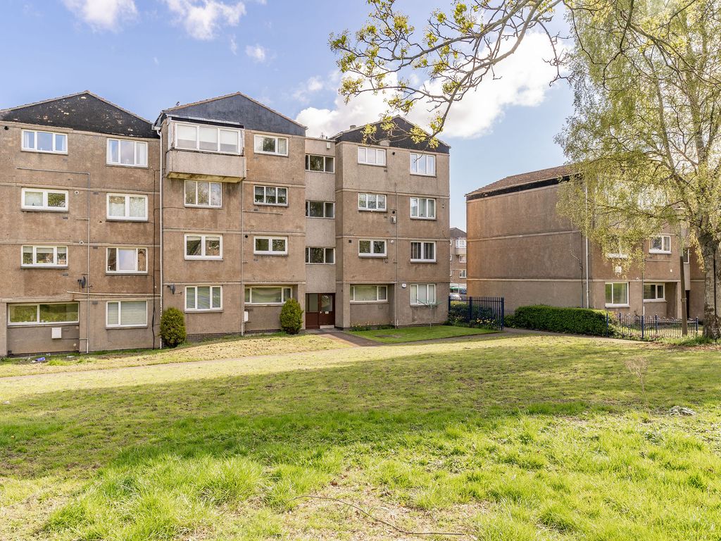 2 bed flat for sale in Saughton Road, Edinburgh EH11 Zoopla
